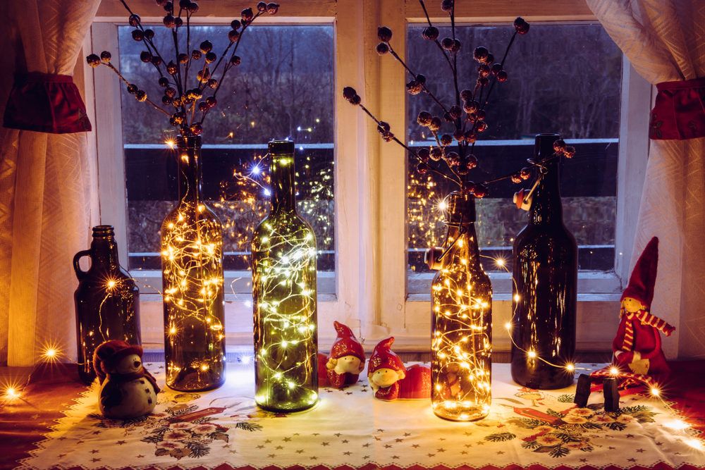 DIY Christmas Light Bottles ©FotoHelin