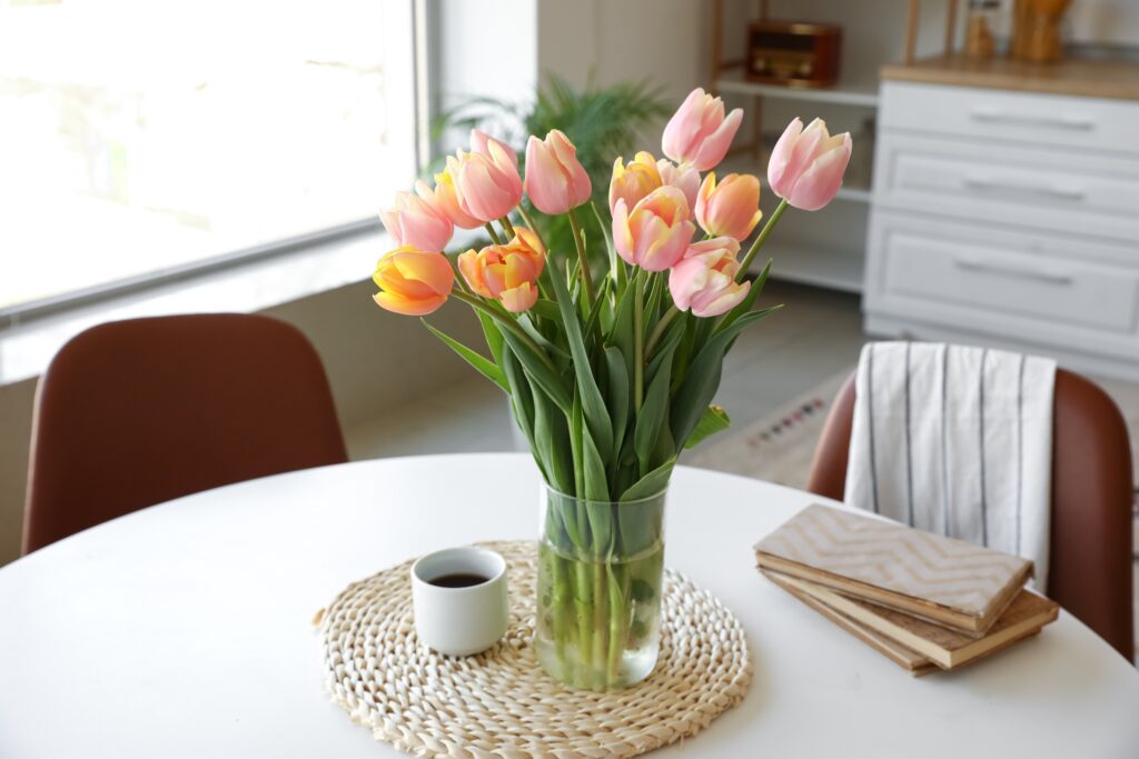 Spring decor ideas to refresh your home ©Pixel-Shot