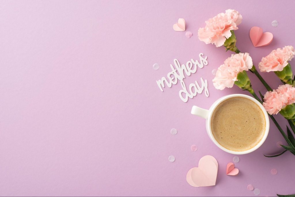 mothers day graphic with coffee mug and flowers ©Inspiration GP