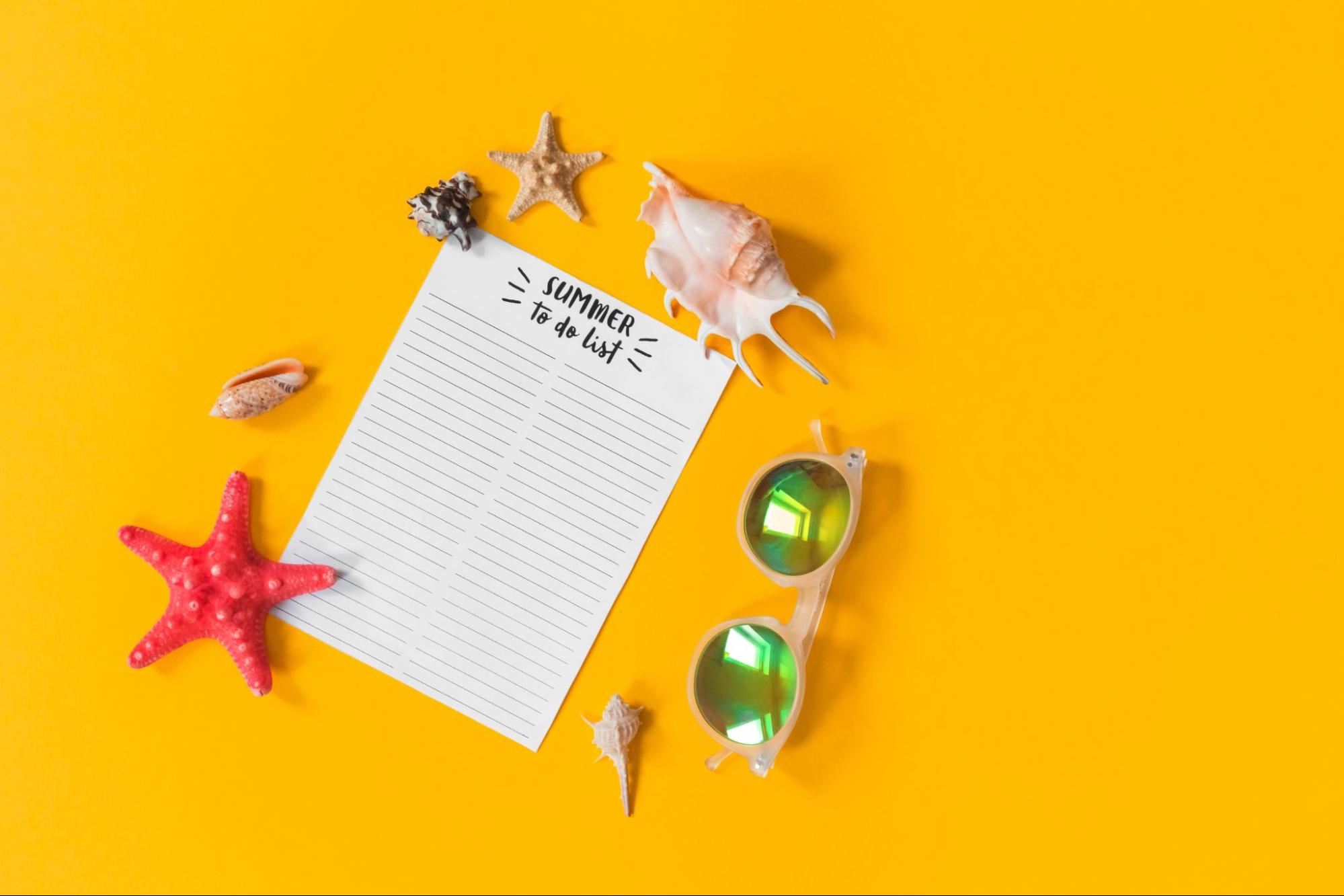 Blank summer to do list with seashells and sunglasses on a yellow background. ©makanna