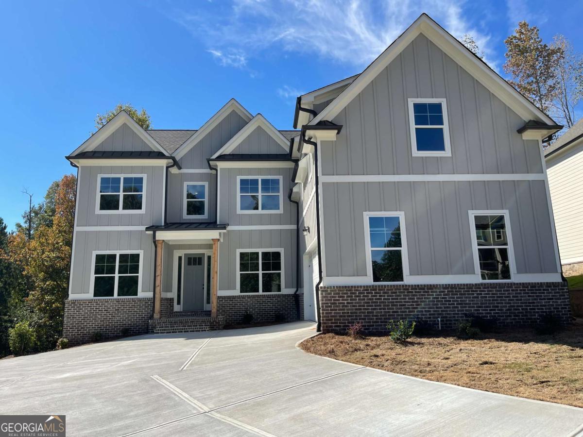 https://www.traditionsofbraseltonhomes.com/wp-content/uploads/mls/photos/10596701/10596701-1.jpg