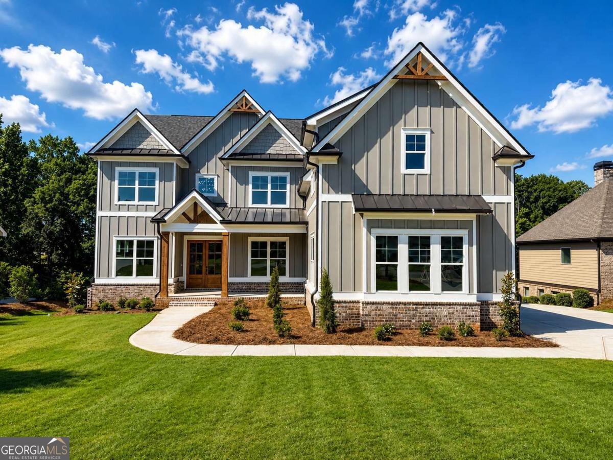 https://www.traditionsofbraseltonhomes.com/wp-content/uploads/mls/photos/10771593/10771593-1.jpg
