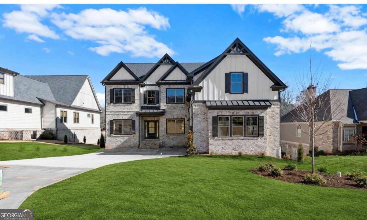https://www.traditionsofbraseltonhomes.com/wp-content/uploads/mls/photos/10808367/10808367-1.jpg